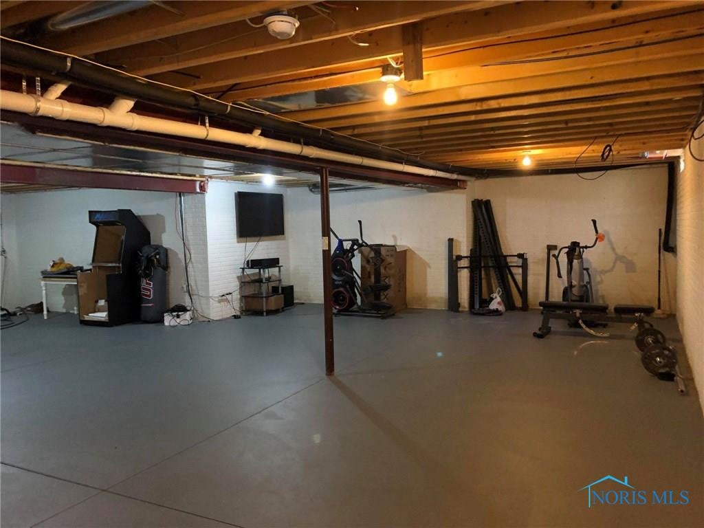 2120 Oakside Road Toledo, OH 43615 - Photo 18 of 21 Gallery Image 18