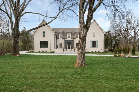 $3,500,000 | 641 Brook Hollow Road, Nashville, TN 37205