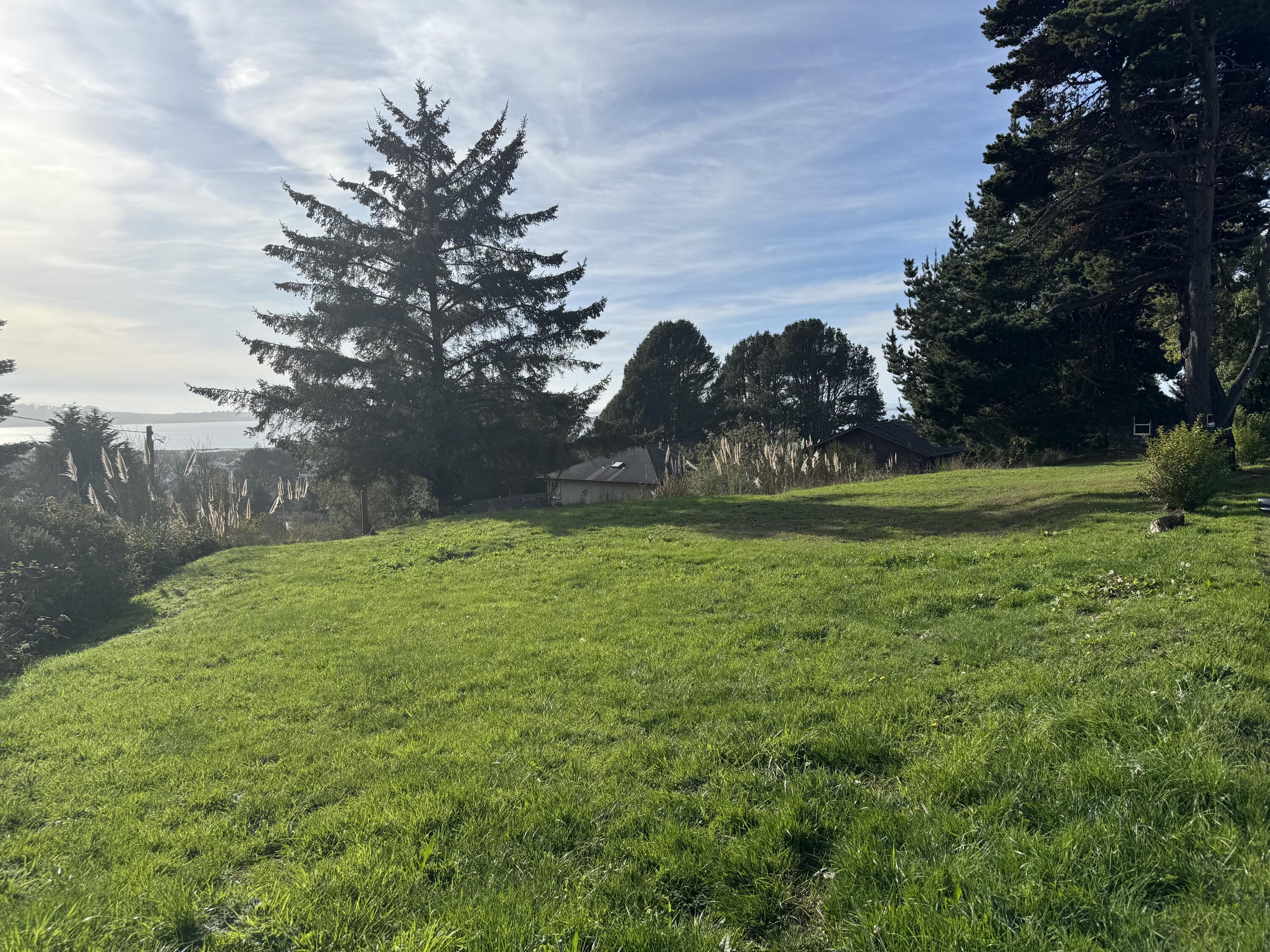 6498 Bell Terrace Road Eureka, CA 95503 - Photo 28 of 36