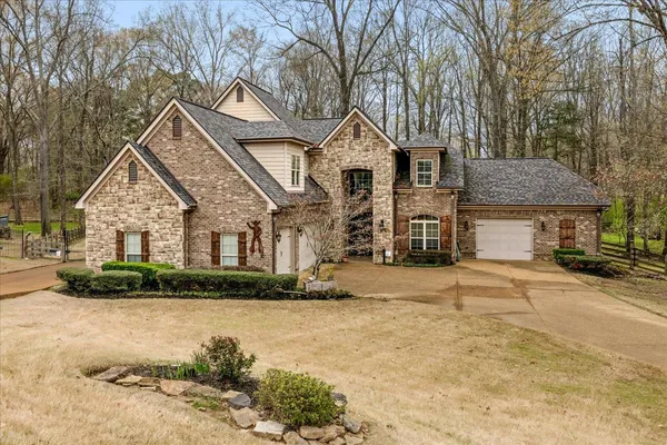 $815,000 | 40 Amesbury Cove, Eads, TN 38028