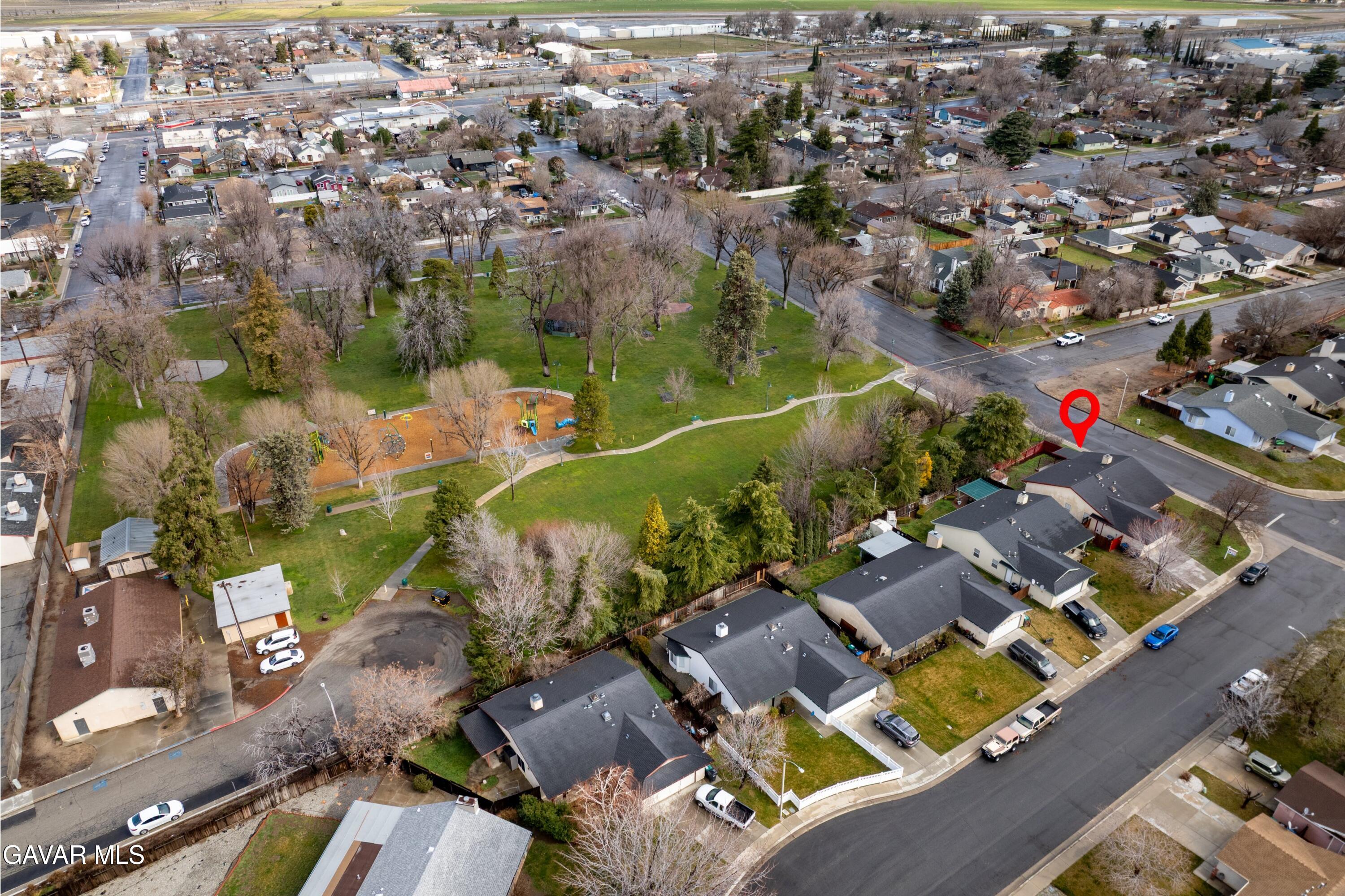 363 Pepper Drive Tehachapi, CA 93561 - Photo 31 of 35 29-DJI_0394-HDR-Edit