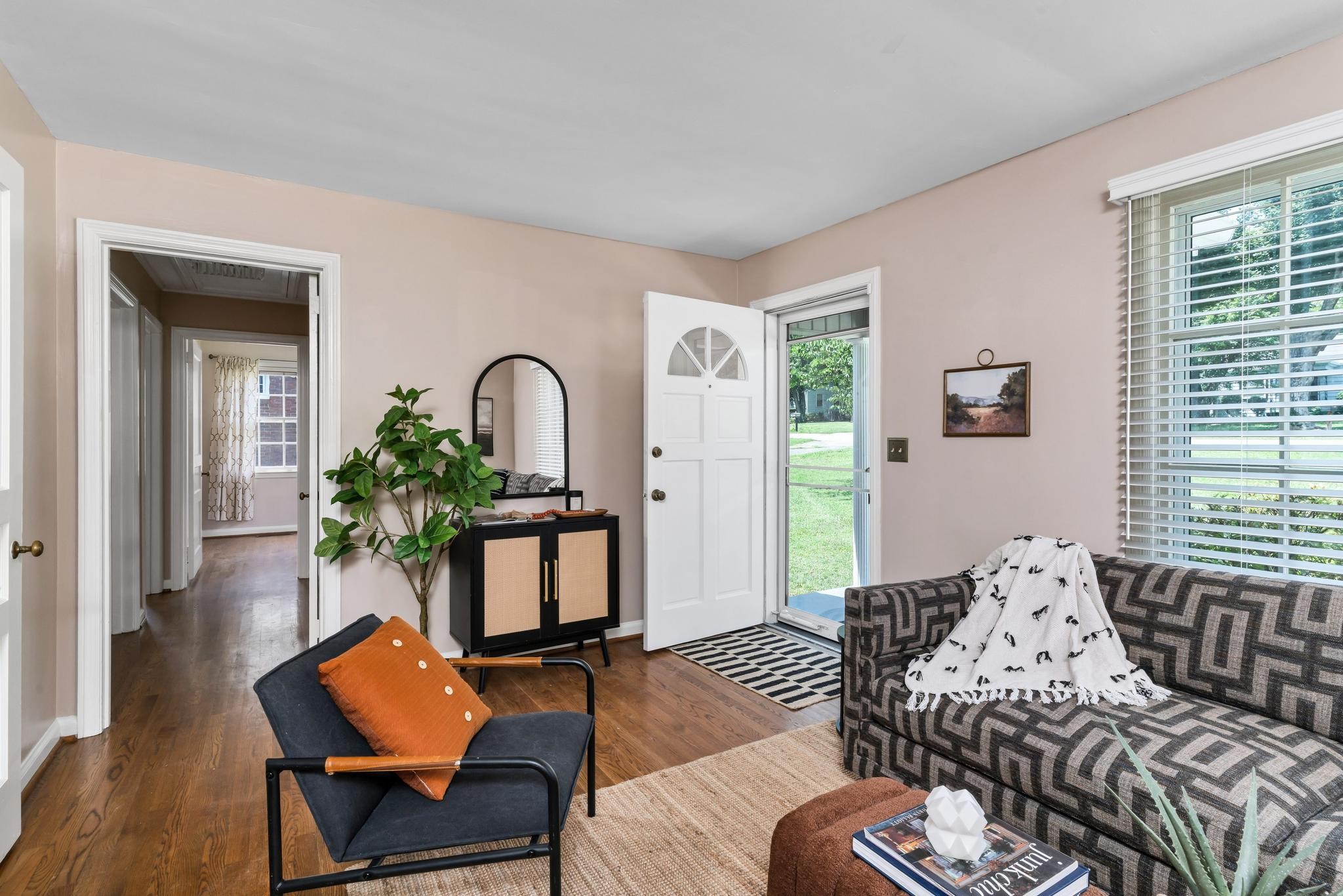 217 Ridgeway Drive Nashville, TN 37214 - Photo 5 of 25