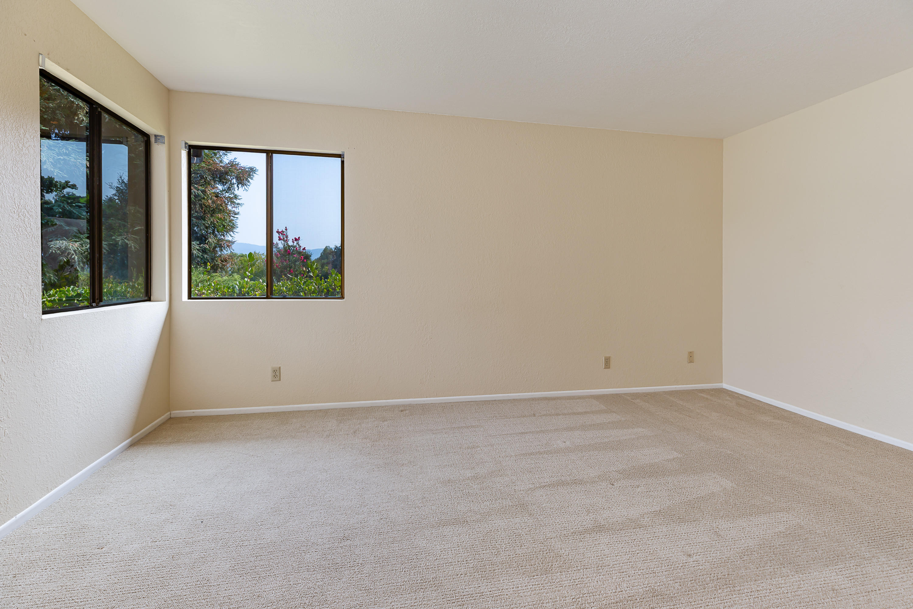 1837 Viborg Road Solvang, CA 93463 - Photo 8 of 20 an empty room with a window