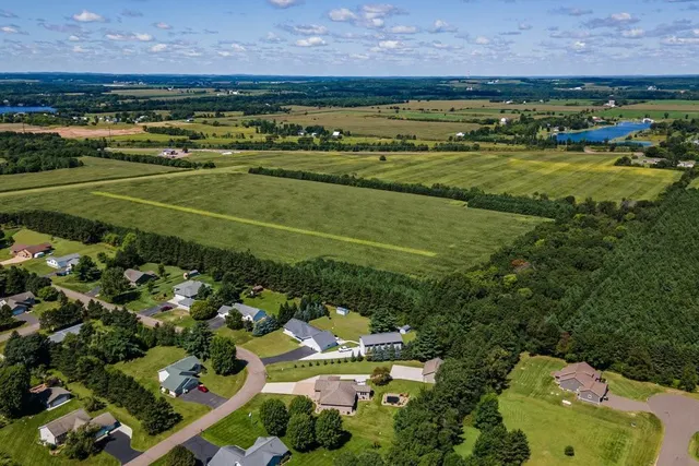 $574,900 | 9897 172nd Street, Chippewa Falls, WI 54729