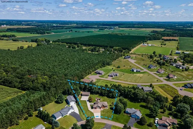 $574,900 | 9897 172nd Street, Chippewa Falls, WI 54729