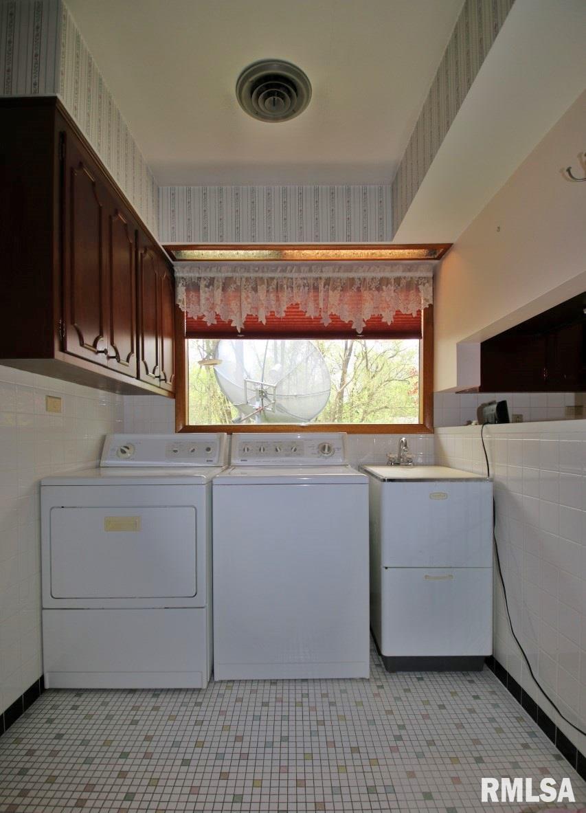 1514 East Resthaven Road Peoria, IL 61615 - Photo 18 of 20 Gallery Image 18