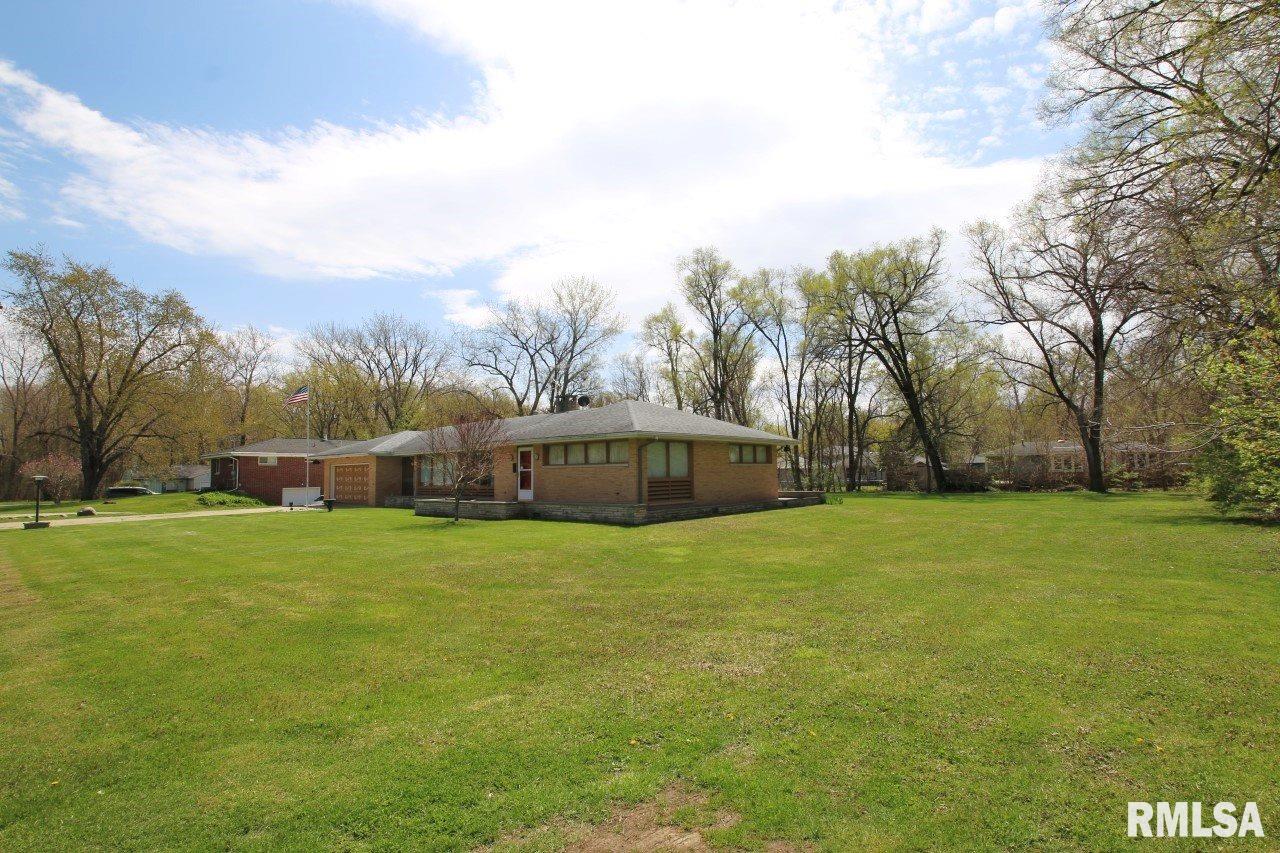 1514 East Resthaven Road Peoria, IL 61615 - Photo 4 of 20 Gallery Image 4