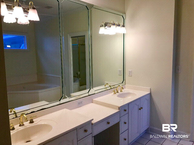 1515 2nd Street Daphne, AL 36526 - Photo 11 of 23 For Sale: 1515 Second Street, Daphne, AL 36526 Master Bathroom