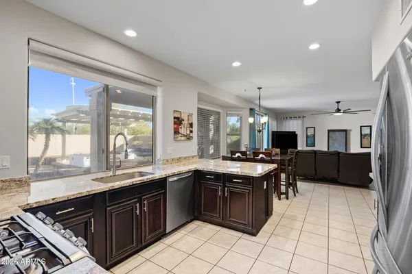 $725,000 | 16815 South 1st Avenue, Phoenix, AZ 85045