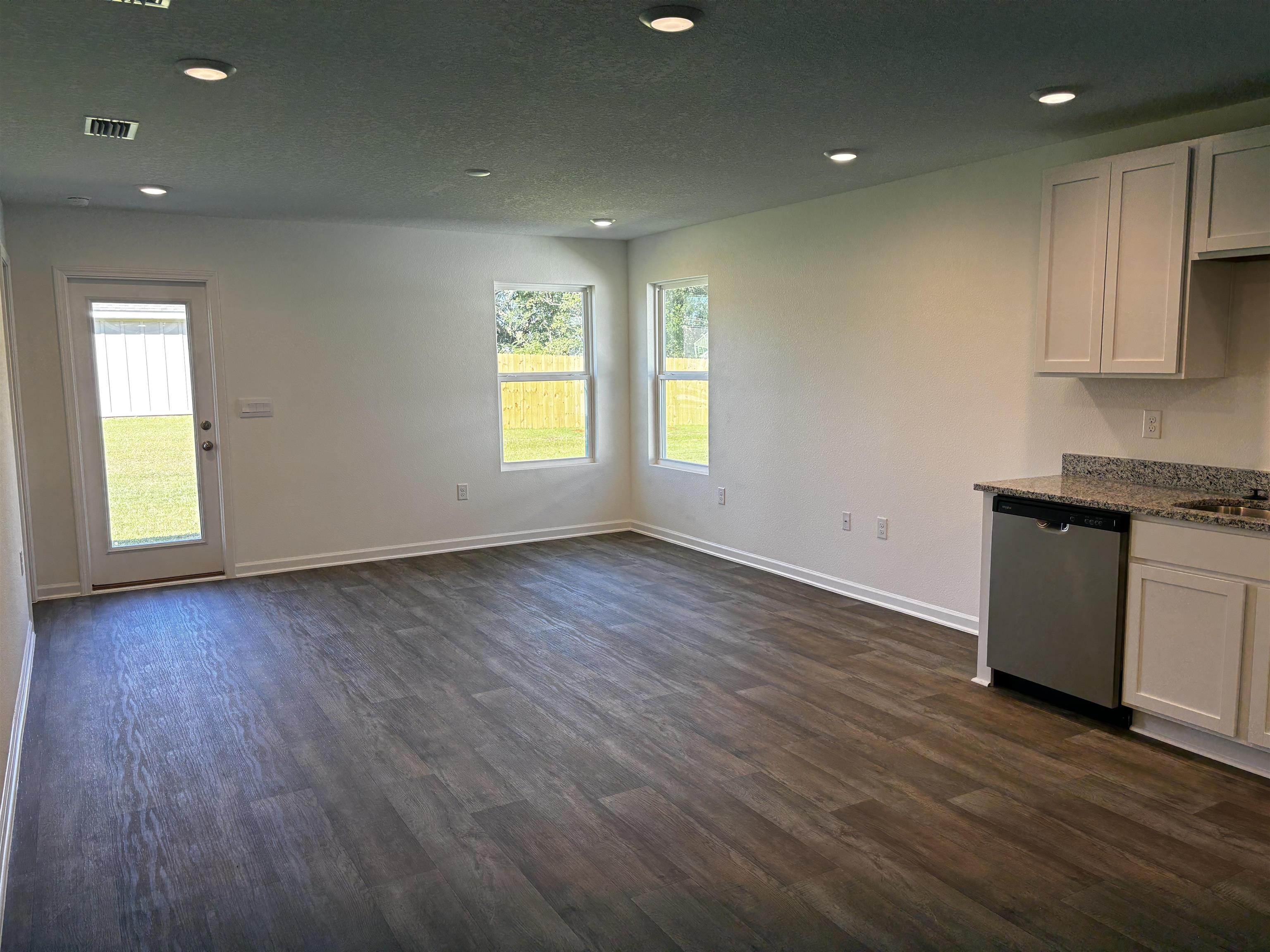 1096 South Bay Street Foley, AL 36535 - Photo 19 of 30