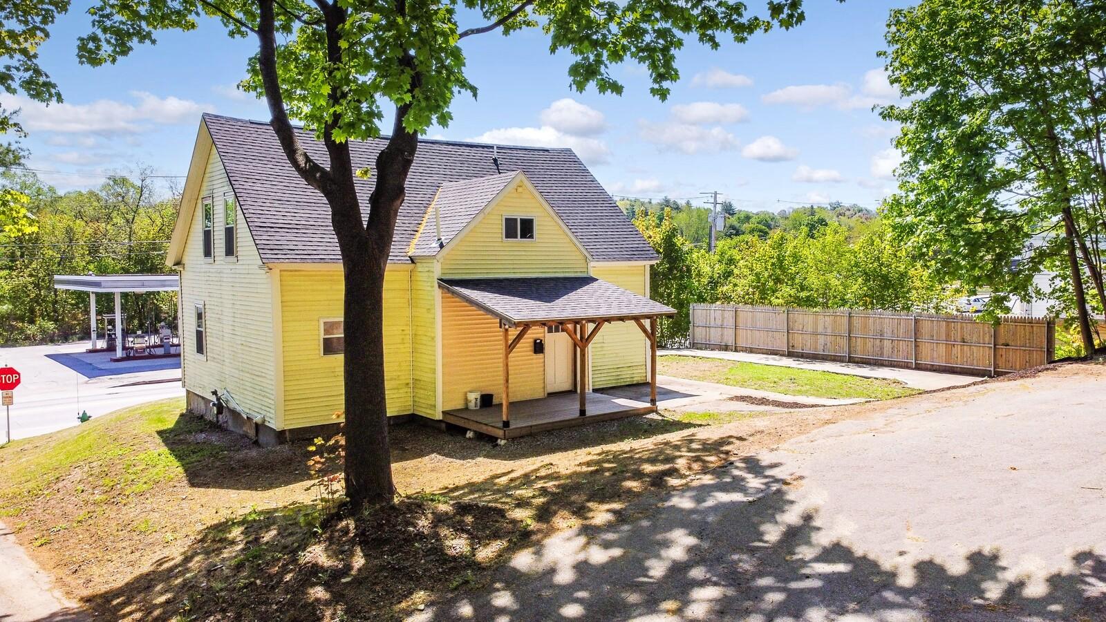 128 Riverside Drive Augusta, ME 04330 - Photo 4 of 50 5