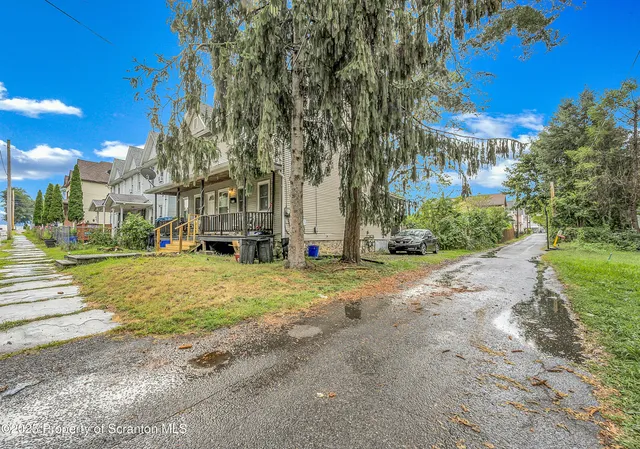 $225,000 | 1521 Von Storch Avenue, Scranton, PA 18509