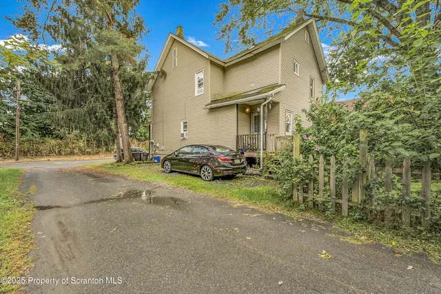 $225,000 | 1521 Von Storch Avenue, Scranton, PA 18509