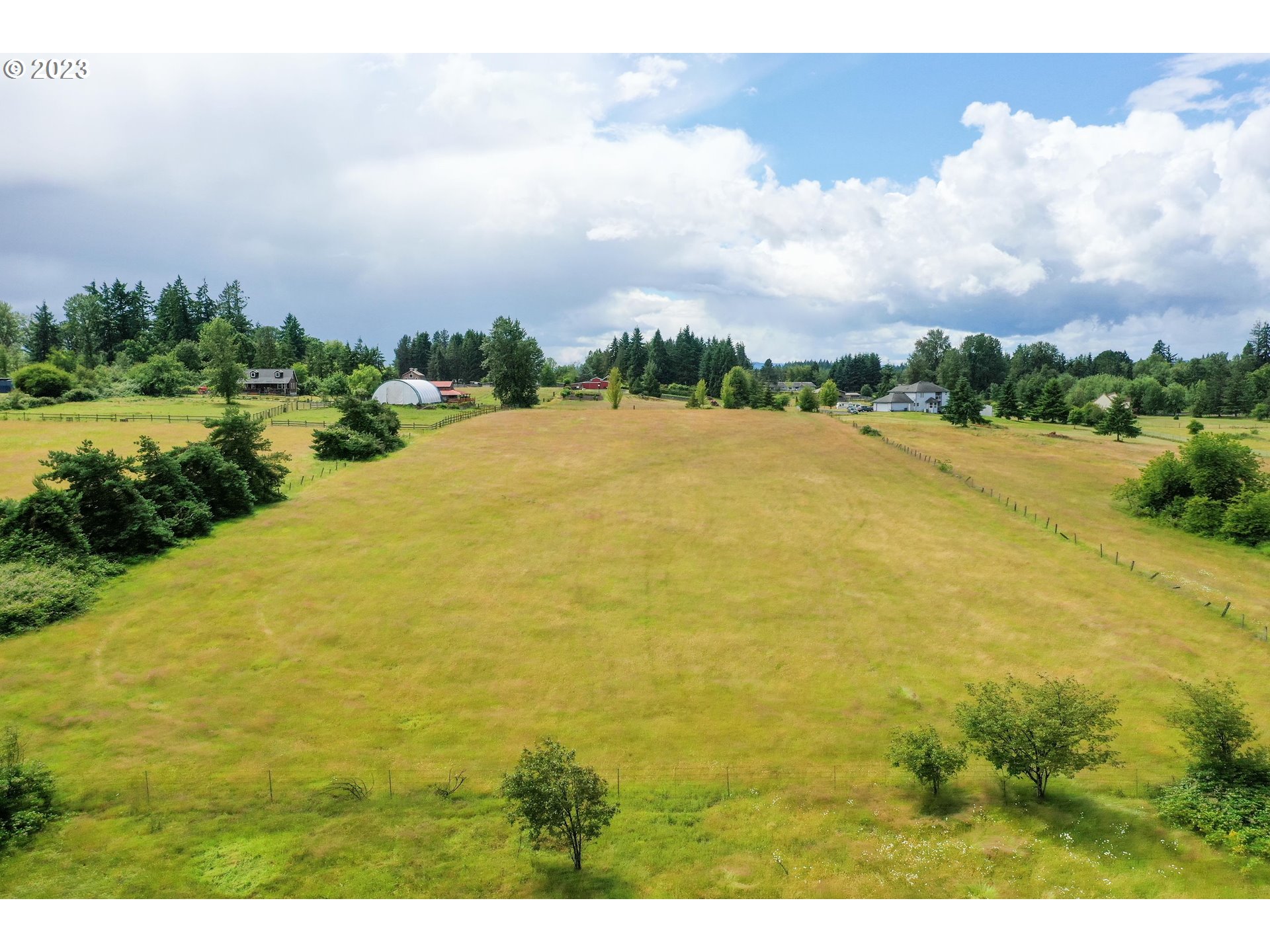32907 Northwest 41st Avenue Ridgefield, WA 98642 - Photo 4 of 5 a view of an ocean and beach