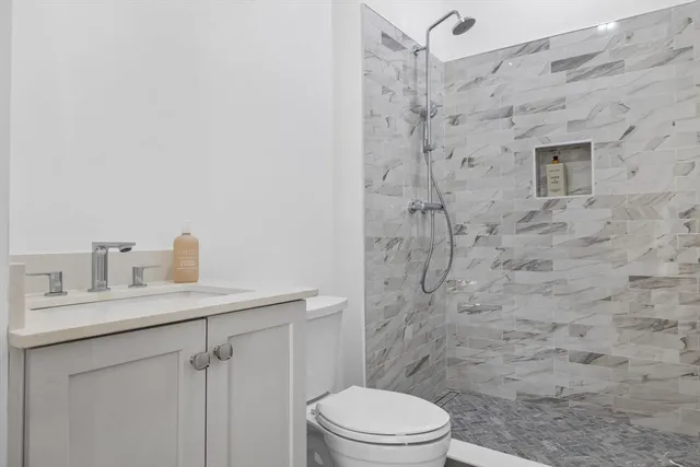 $2,975,000 | 72 Oxford Street, Cambridge, MA 02138