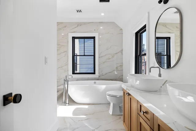 $2,975,000 | 72 Oxford Street, Cambridge, MA 02138