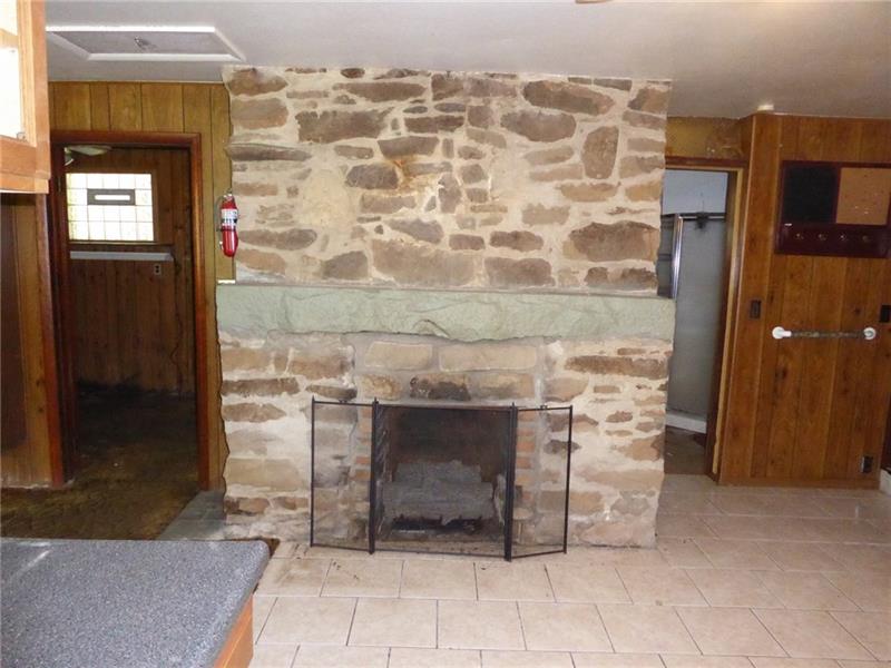 186 Kelly Road McClellandtown, PA 15458 - Photo 19 of 25