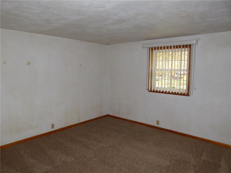 186 Kelly Road McClellandtown, PA 15458 - Photo 22 of 25