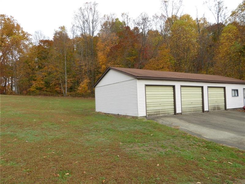 186 Kelly Road McClellandtown, PA 15458 - Photo 6 of 25