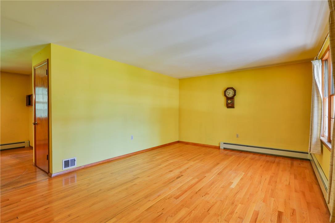 2004 Richmond Road Easton, PA 18040 - Photo 5 of 29 Gallery Image 5