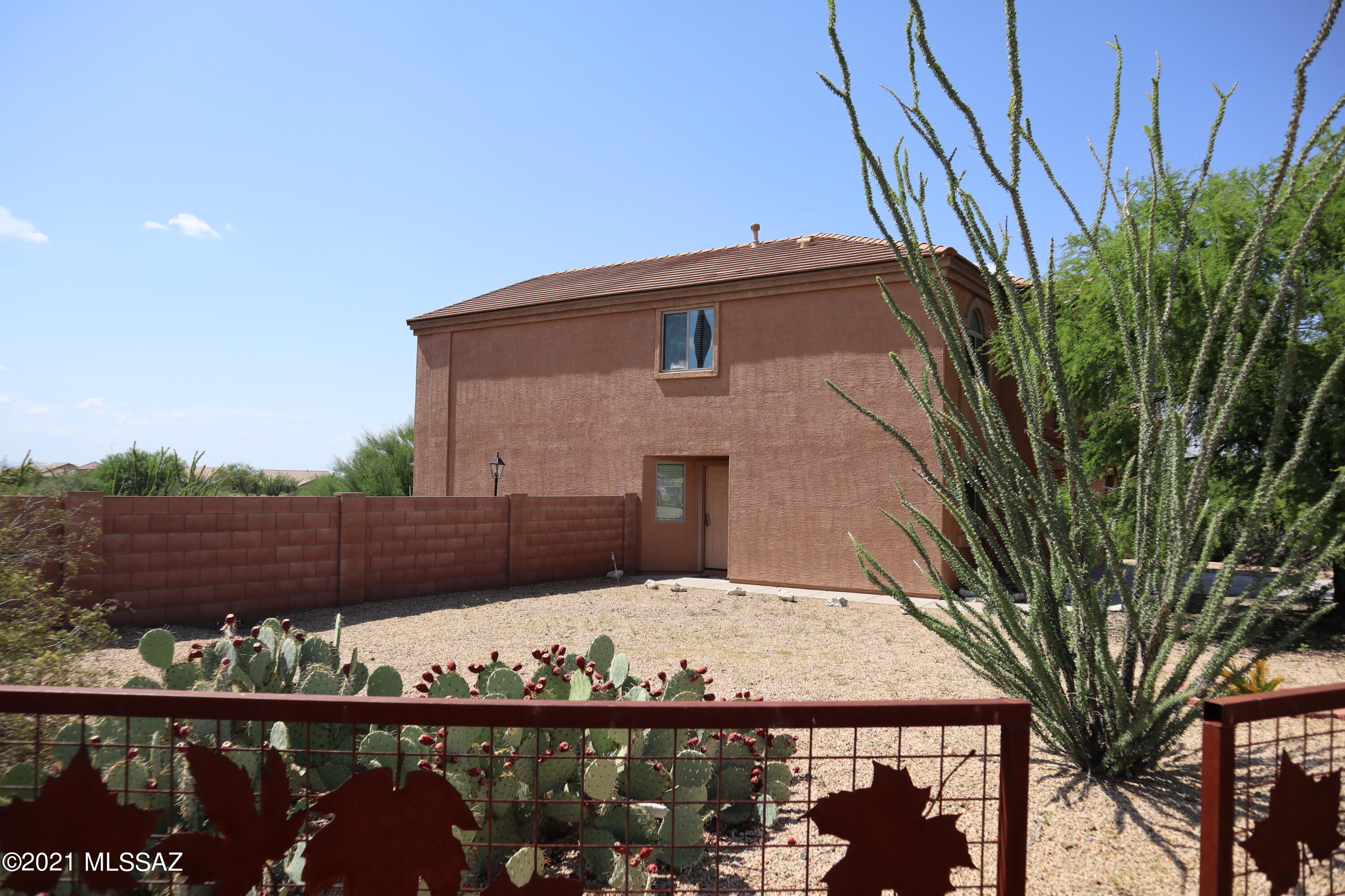 760 South Porter Routh Place Vail, AZ 85641 - Photo 2 of 18