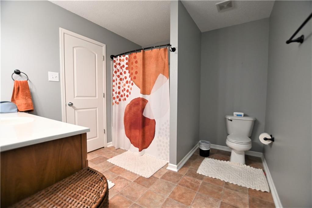 3377 Spring Wind Lane Indianapolis, IN 46239 - Photo 17 of 31 Gallery Image 17