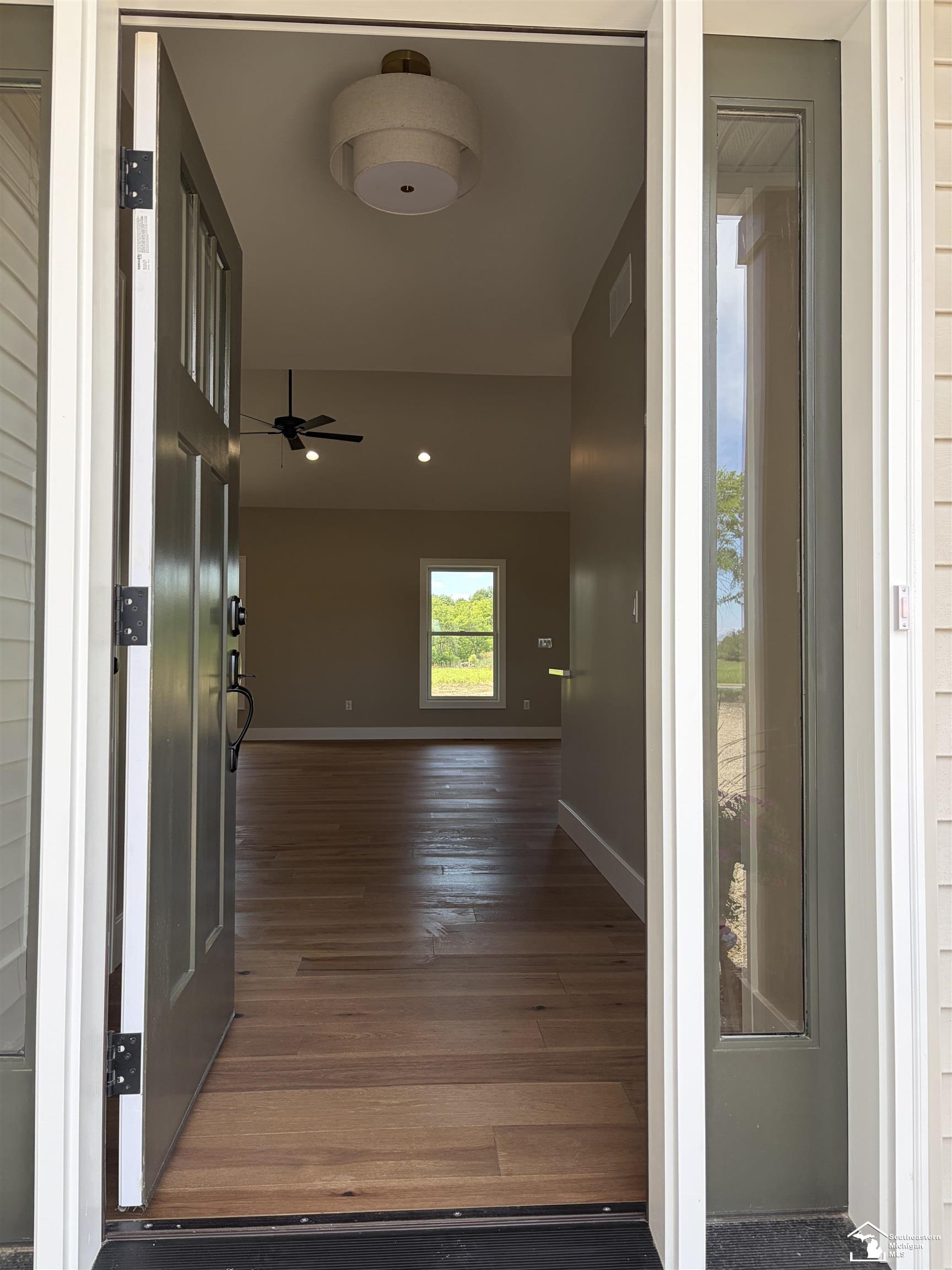 8551 Grafton Road Newport, MI 48166 - Photo 5 of 22