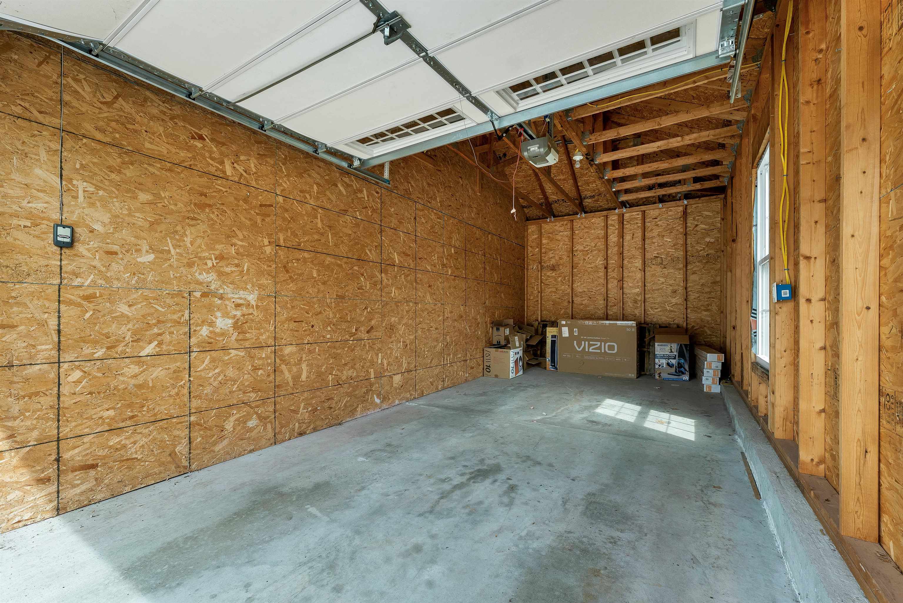 17 Roundabout Way, Unit 5 Manchester, NH 03102 - Photo 10 of 57