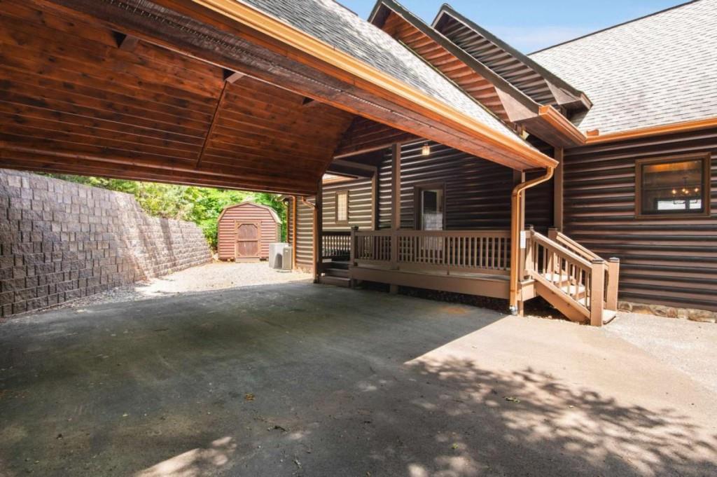 231 Sunrock Mountain Trail Blue Ridge, GA 30513 - Photo 4 of 61 a view of outdoor space and yard
