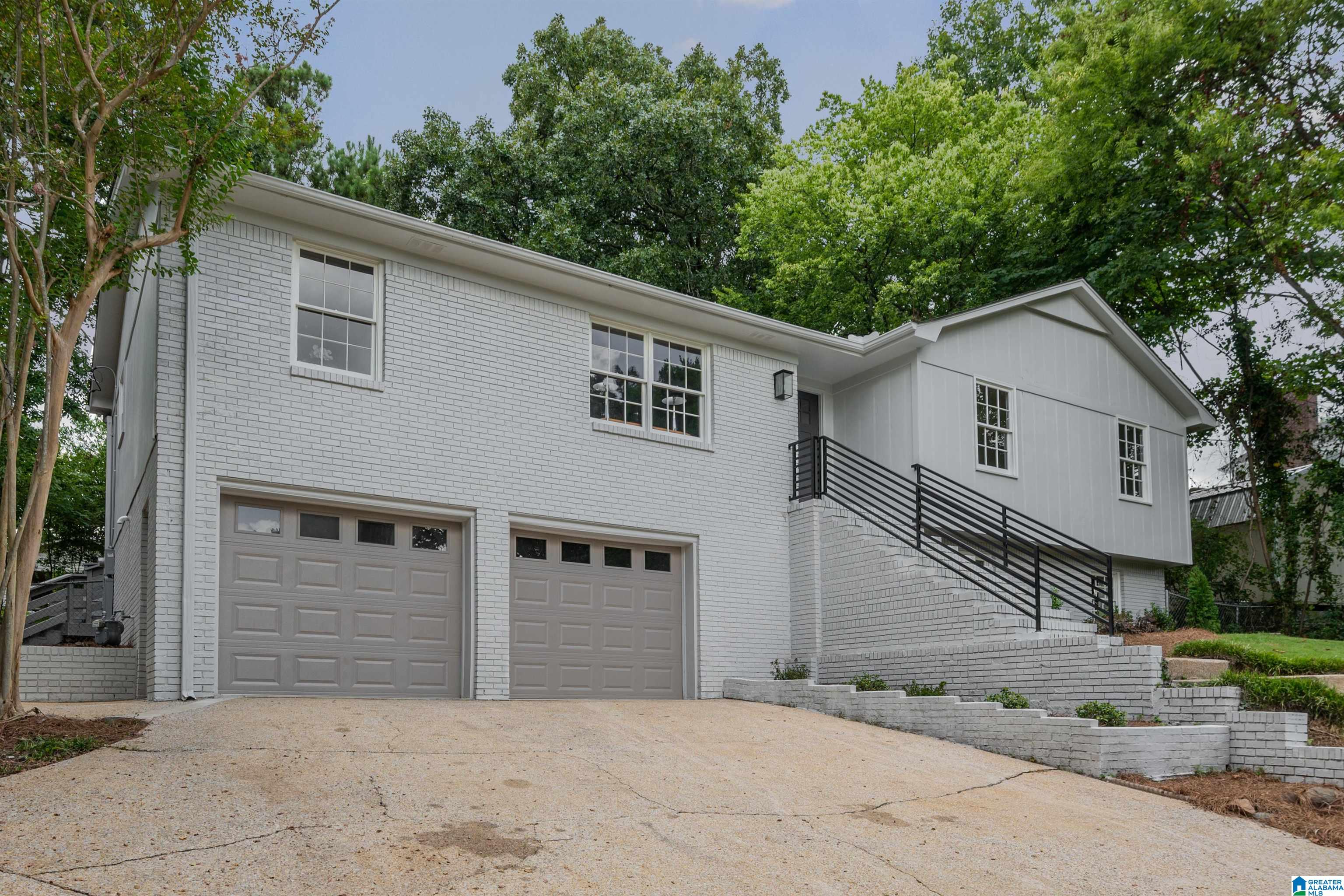 1006 Wickford Road Birmingham, AL 35216 - Photo 2 of 50
