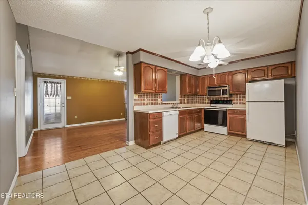 $234,900 | 8027 Chambord Way, Powell, TN 37849