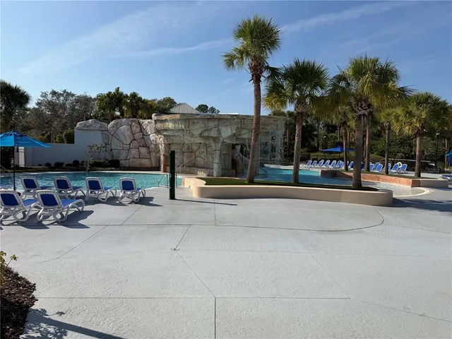 $495,000 | 6427 Bridgecrest Drive, Lithia, FL 33547