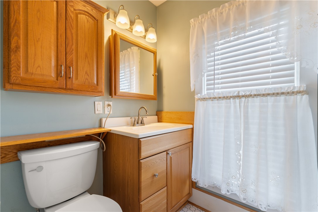 50 Clinton Street Avon, NY 14414 - Photo 35 of 47 2nd floor full bath