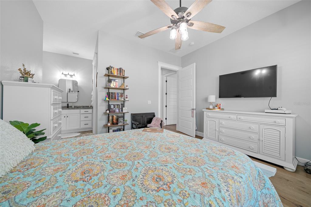 11707 Southeast 101st Court Road Belleview, FL 34420 - Photo 45 of 84