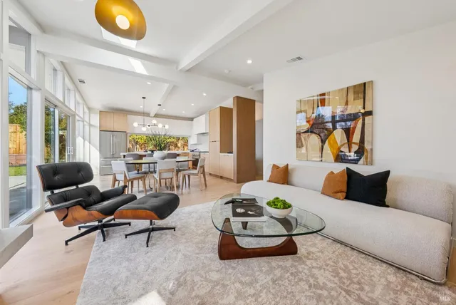 $1,795,000 | 319 Holly Drive, San Rafael, CA 94903