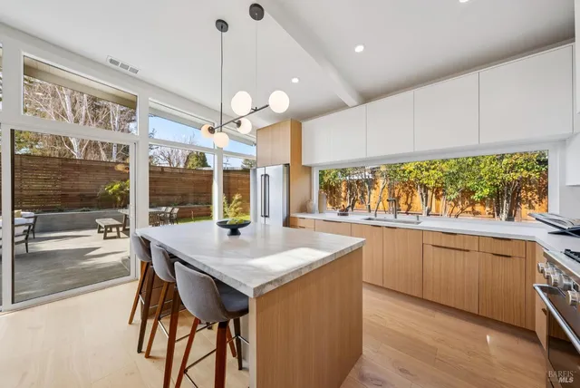 $1,795,000 | 319 Holly Drive, San Rafael, CA 94903