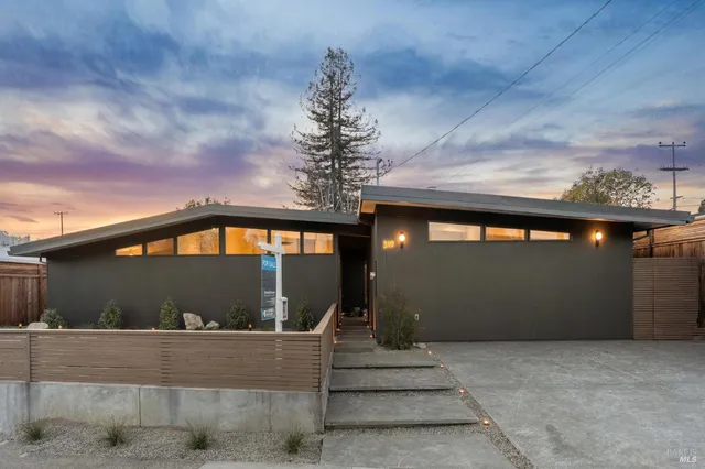 $1,795,000 | 319 Holly Drive, San Rafael, CA 94903