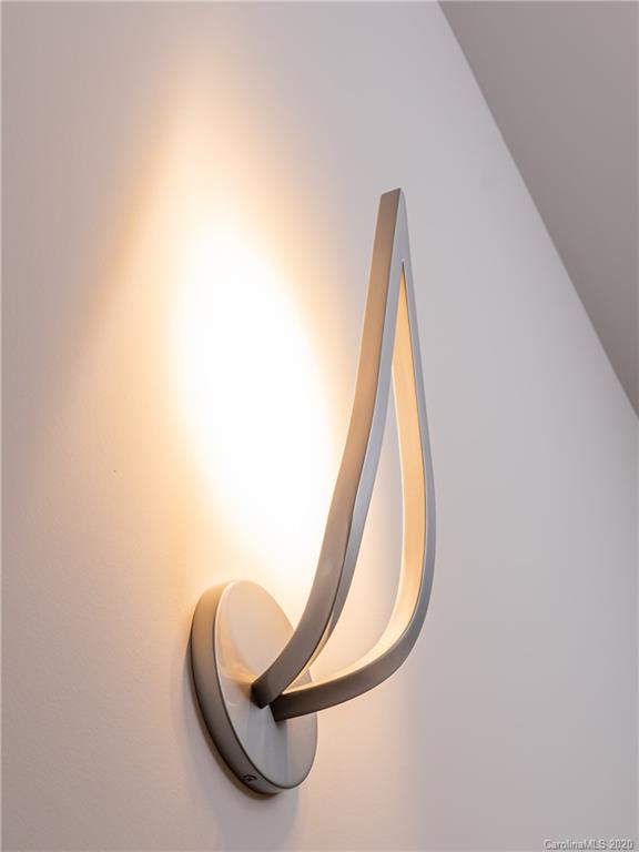 220 Governors View Road Asheville, NC 28805 - Photo 18 of 46 Gallery Image 18