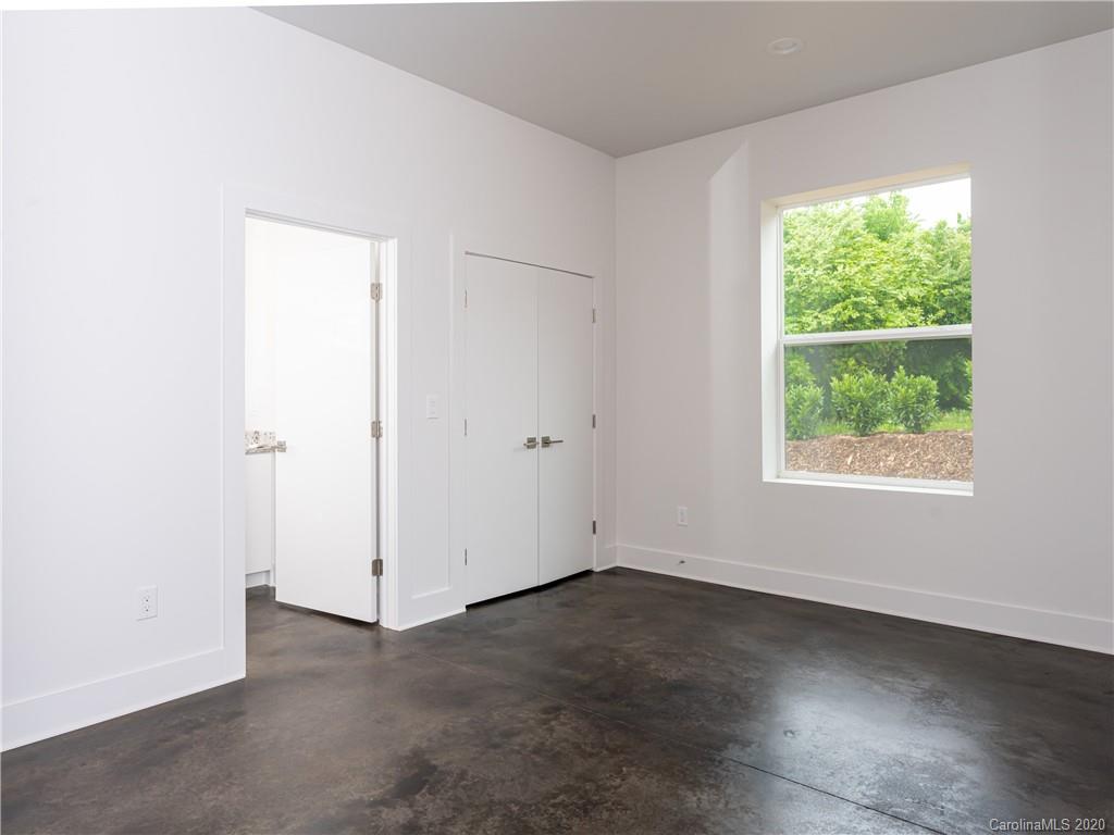 220 Governors View Road Asheville, NC 28805 - Photo 27 of 46 Gallery Image 27