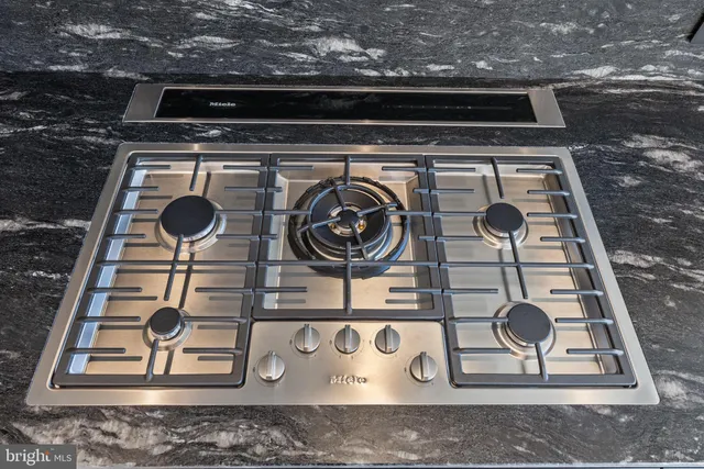 a close view of sink and tap