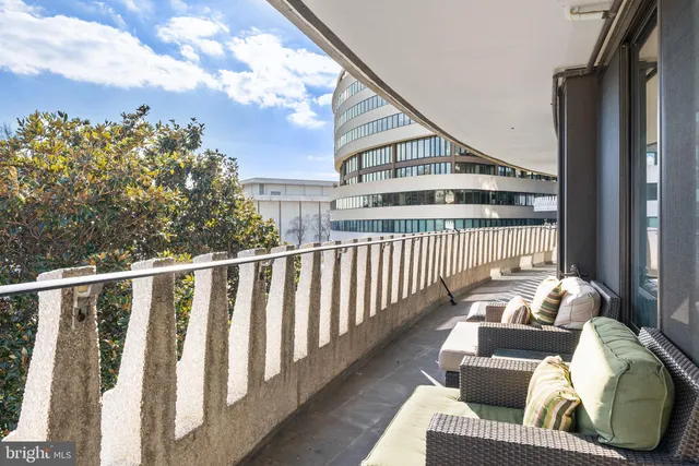 $2,485,000 | 2510 Virginia Avenue Northwest, Unit 512S, Washington, DC 20037