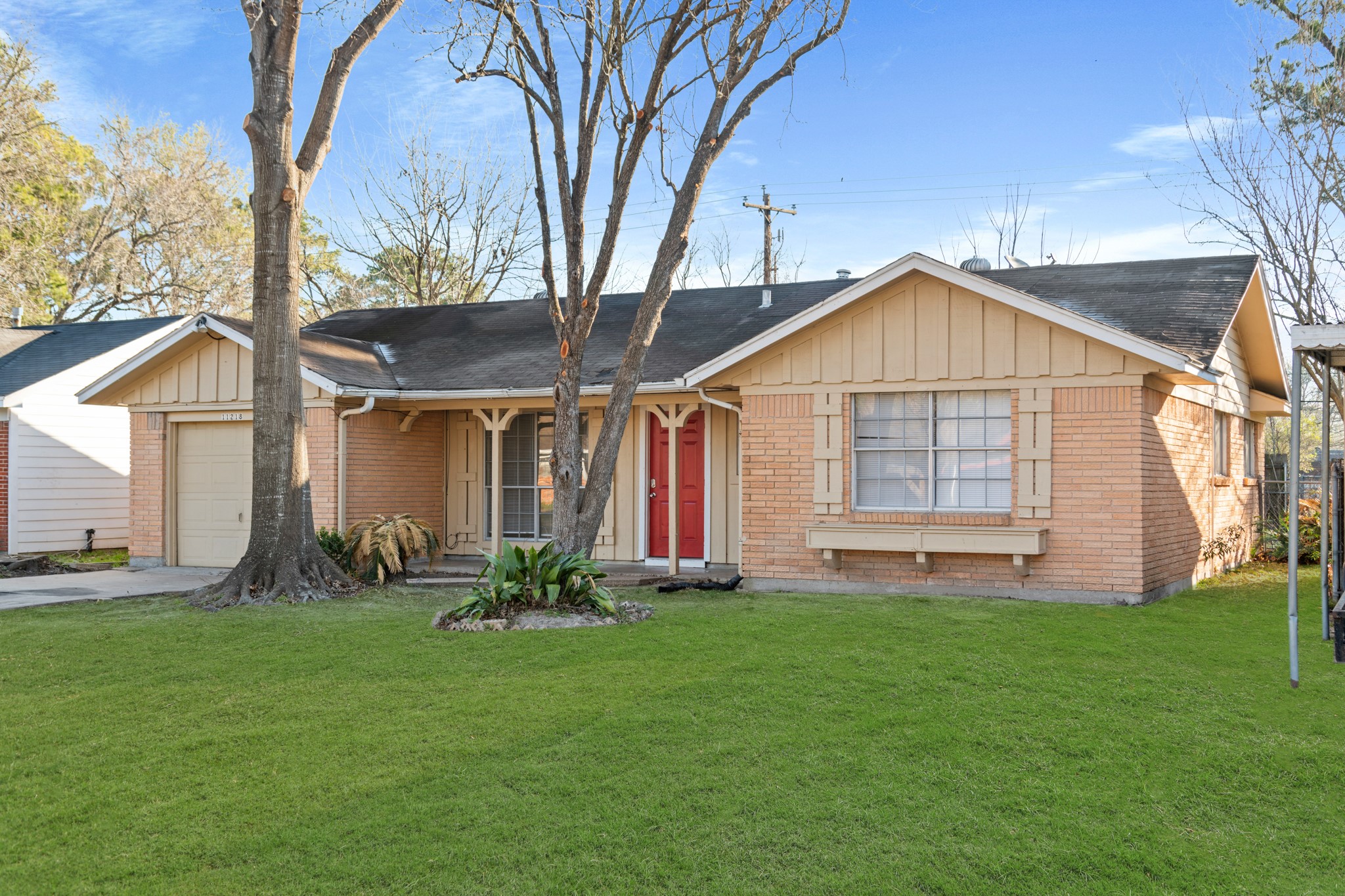 11218 Rebel Road Houston, TX 77016 - Photo 2 of 13