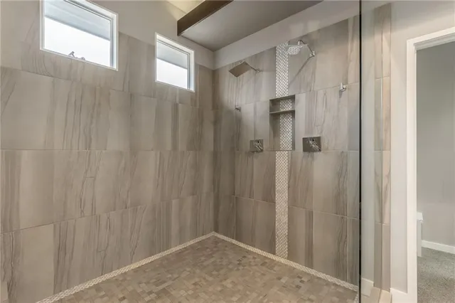 $775,000 | 4602 Northwest 71st Street, Kansas City, MO 64151