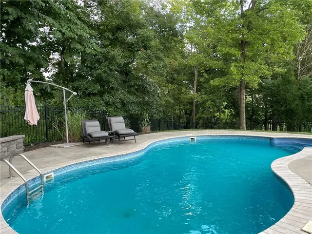 $775,000 | 4602 Northwest 71st Street, Kansas City, MO 64151