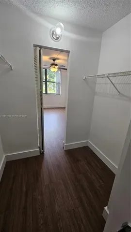 $2,225 | 105 Lake Emerald Drive, Unit 311, Oakland Park, FL 33309