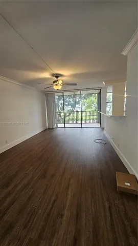 $2,225 | 105 Lake Emerald Drive, Unit 311, Oakland Park, FL 33309