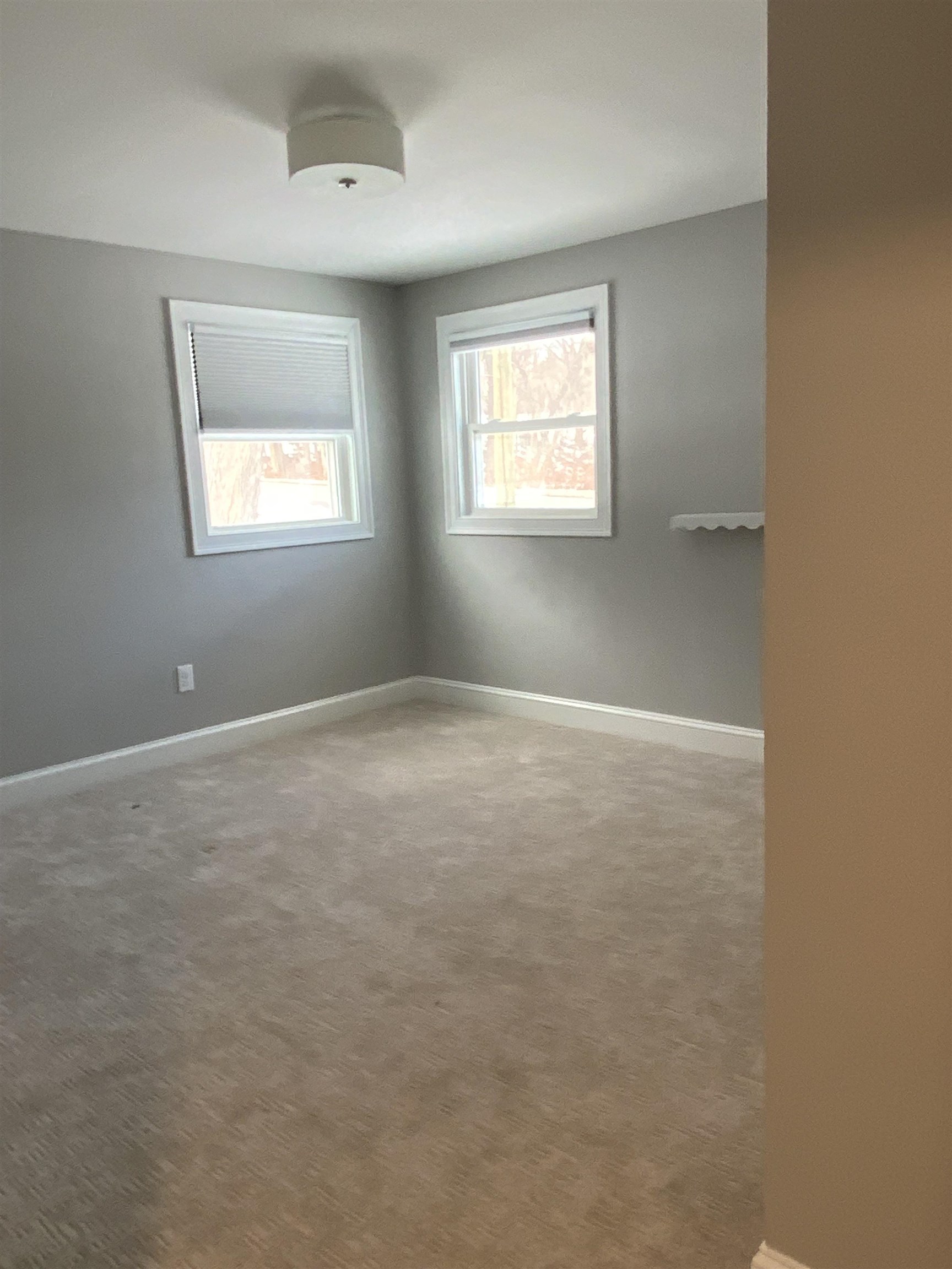 73 Rutland Street Dover, NH 03820 - Photo 16 of 32