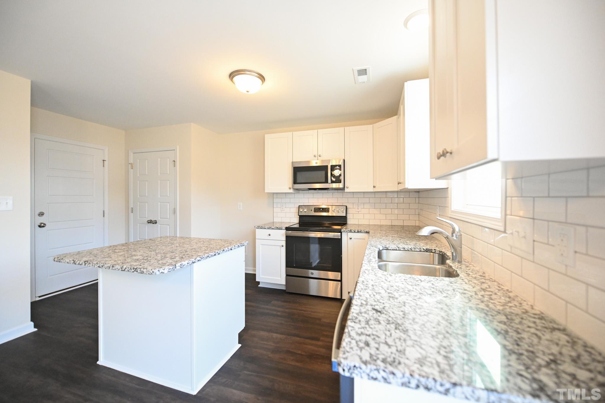 1720 Ramsdale Road Hope Mills, NC 28348 - Photo 12 of 27 Gallery Image 12