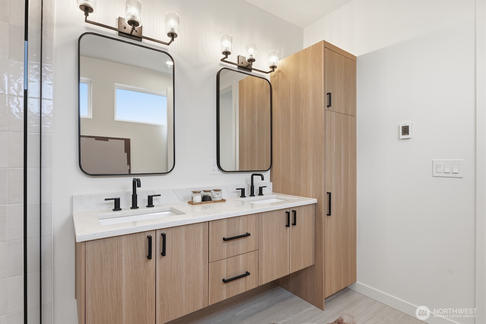 2769 59th Avenue Southwest, Unit A Seattle, WA 98116 - Photo 30 of 34