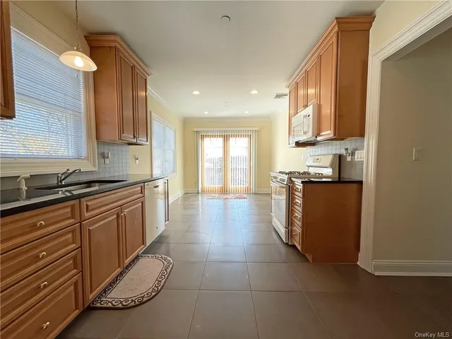 $4,500 | 209 Fremont Street, Harrison, NY 10528